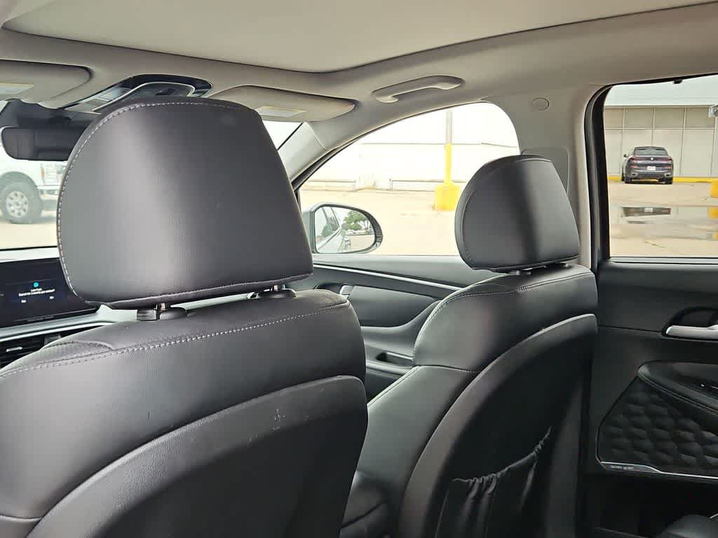 Used 2023 Hyundai Santa Fe Limited AWD/4WD image 16
