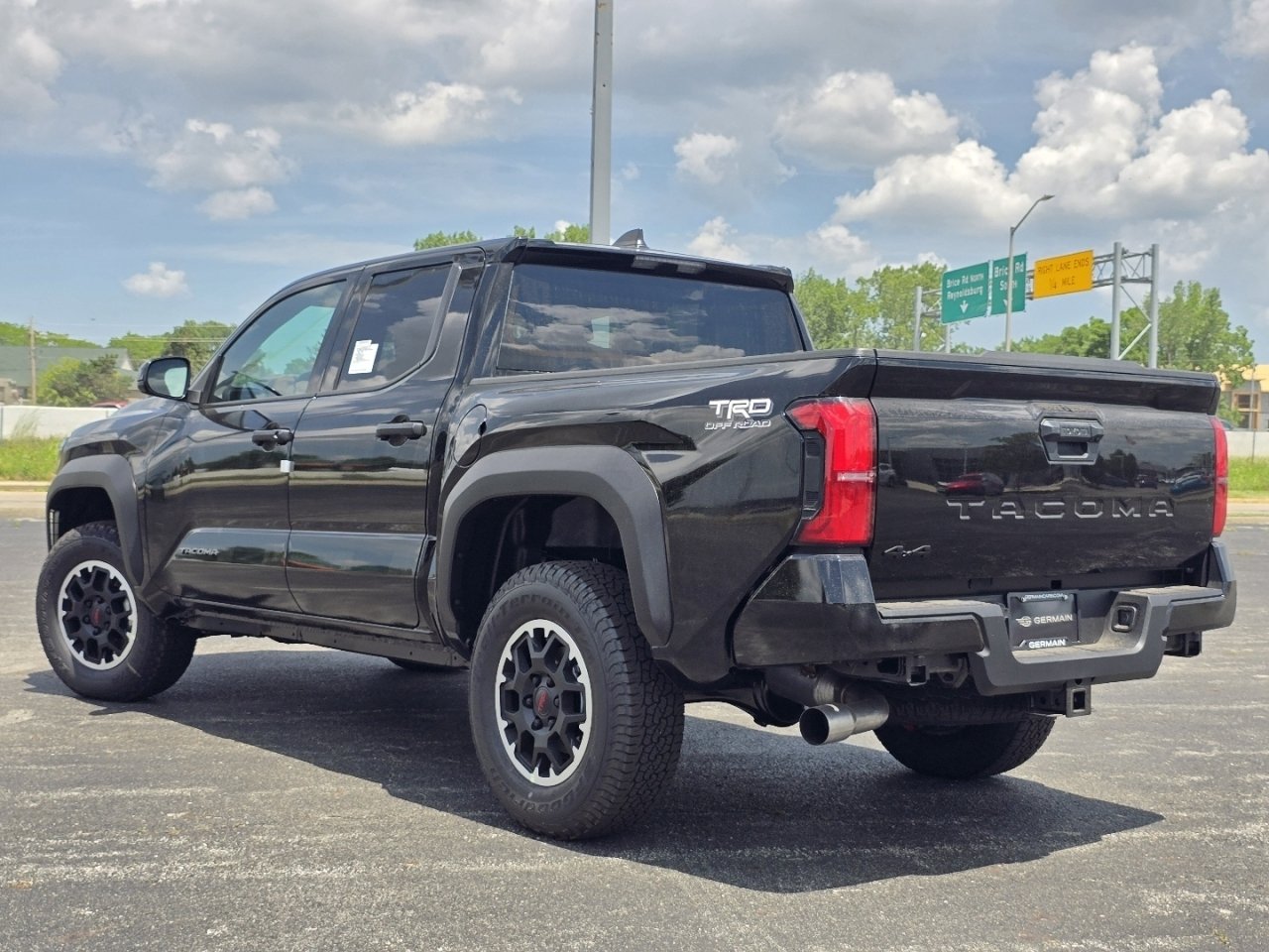 New 2026 Toyota Tacoma TRD Off-Road AWD/4WD image 13