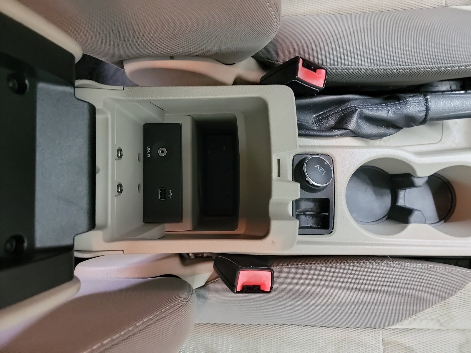 Used 2013 Ford Focus SE FWD image 27