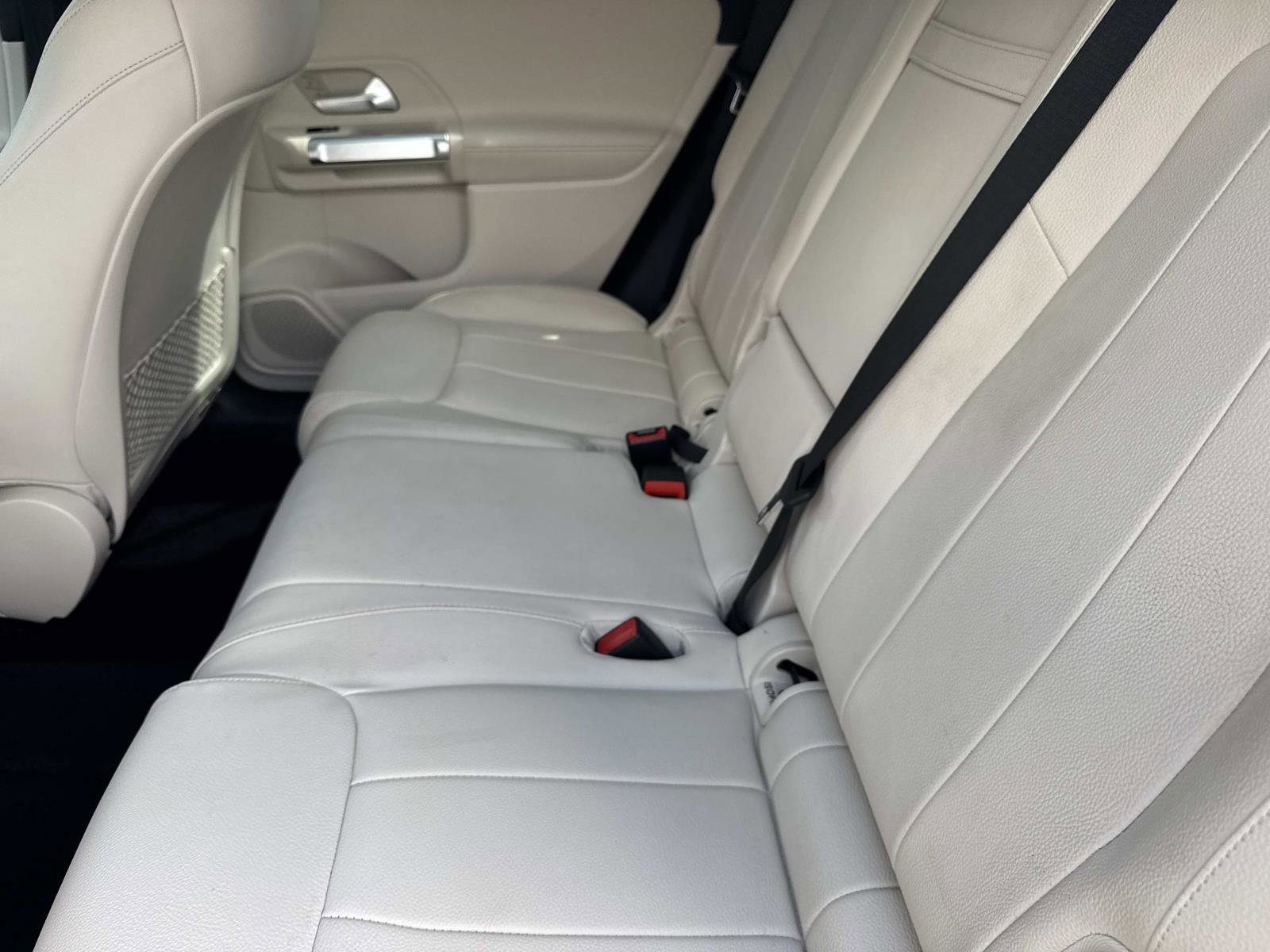 Used 2022 Mercedes-Benz GLB 250 image 13