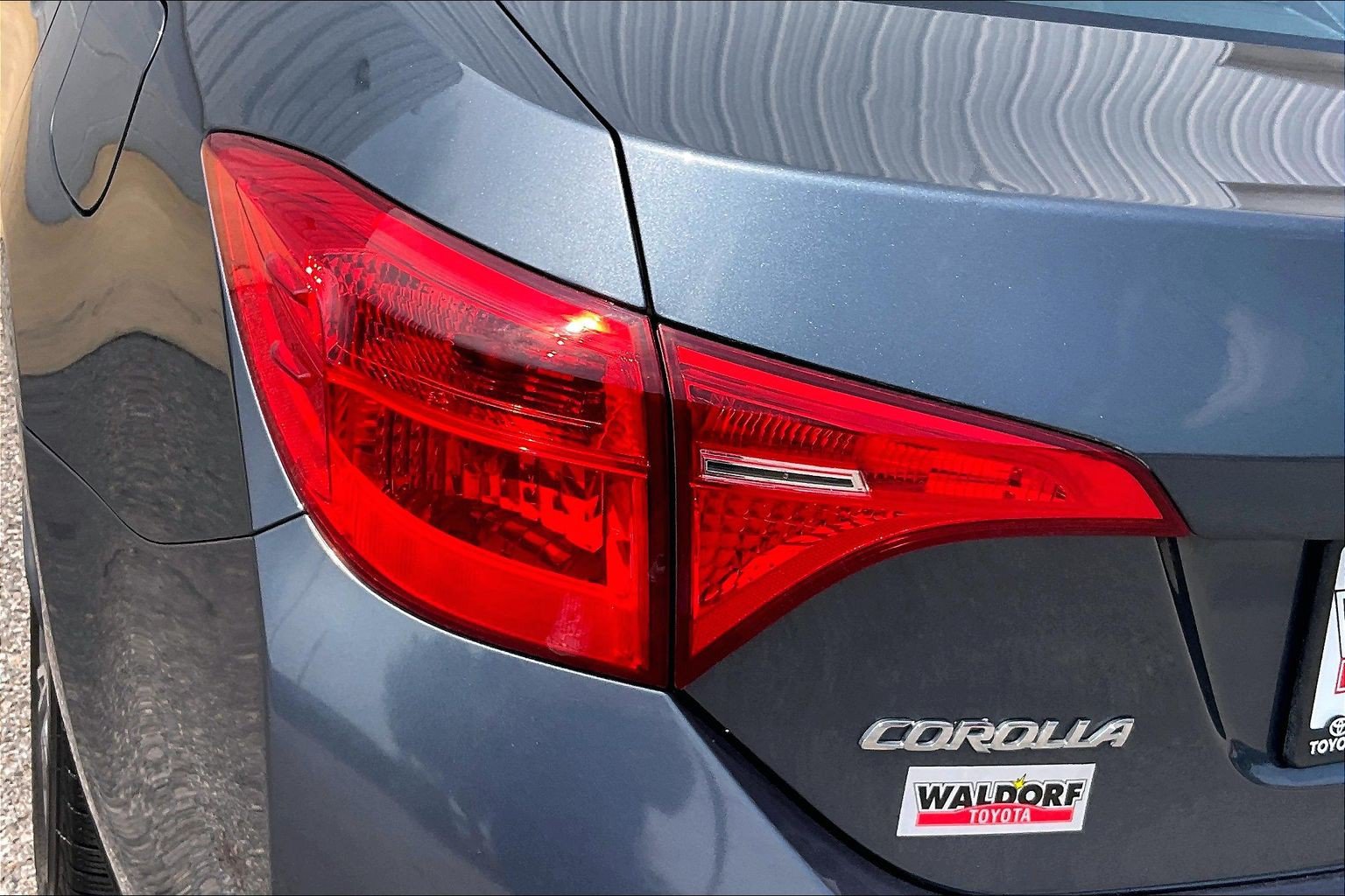 Used 2017 Toyota Corolla XLE FWD image 34