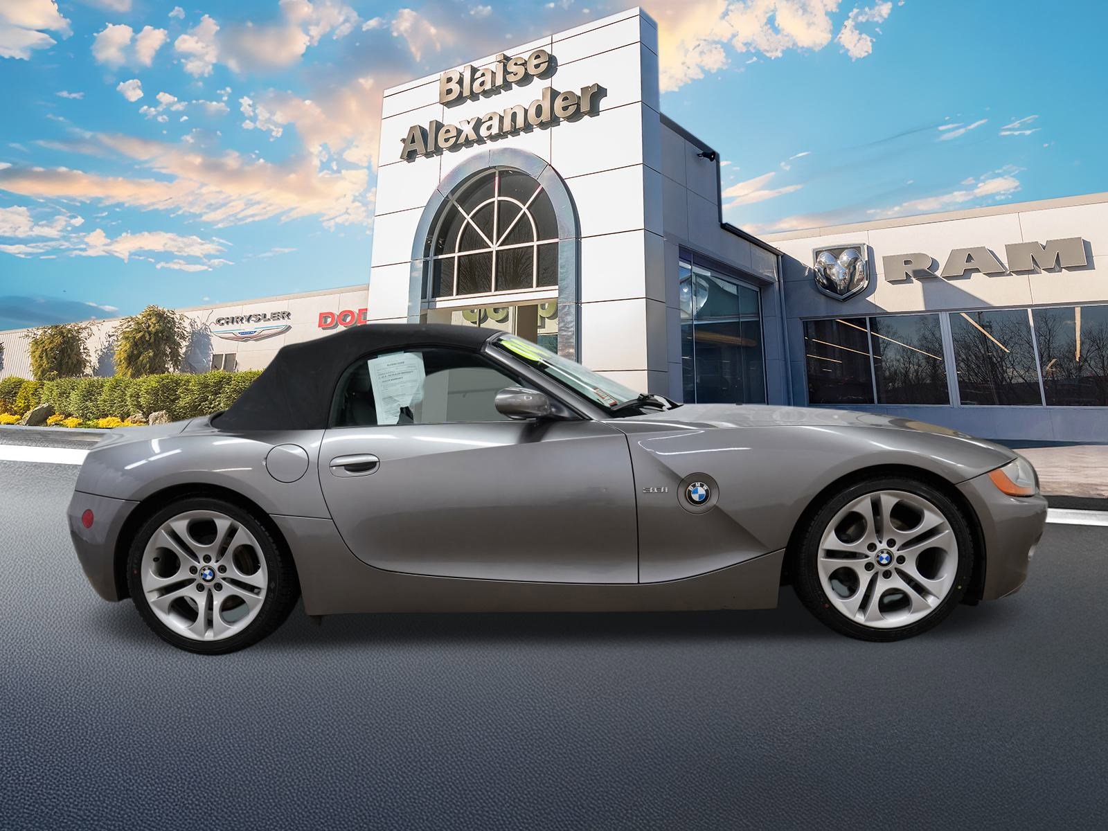 Used 2004 BMW Z4 3.0i video 2