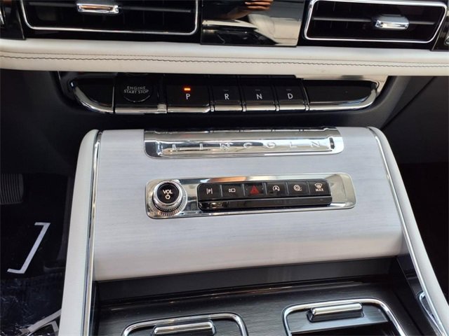New 2025 Lincoln Aviator Reserve w/ Illumination Package image 17