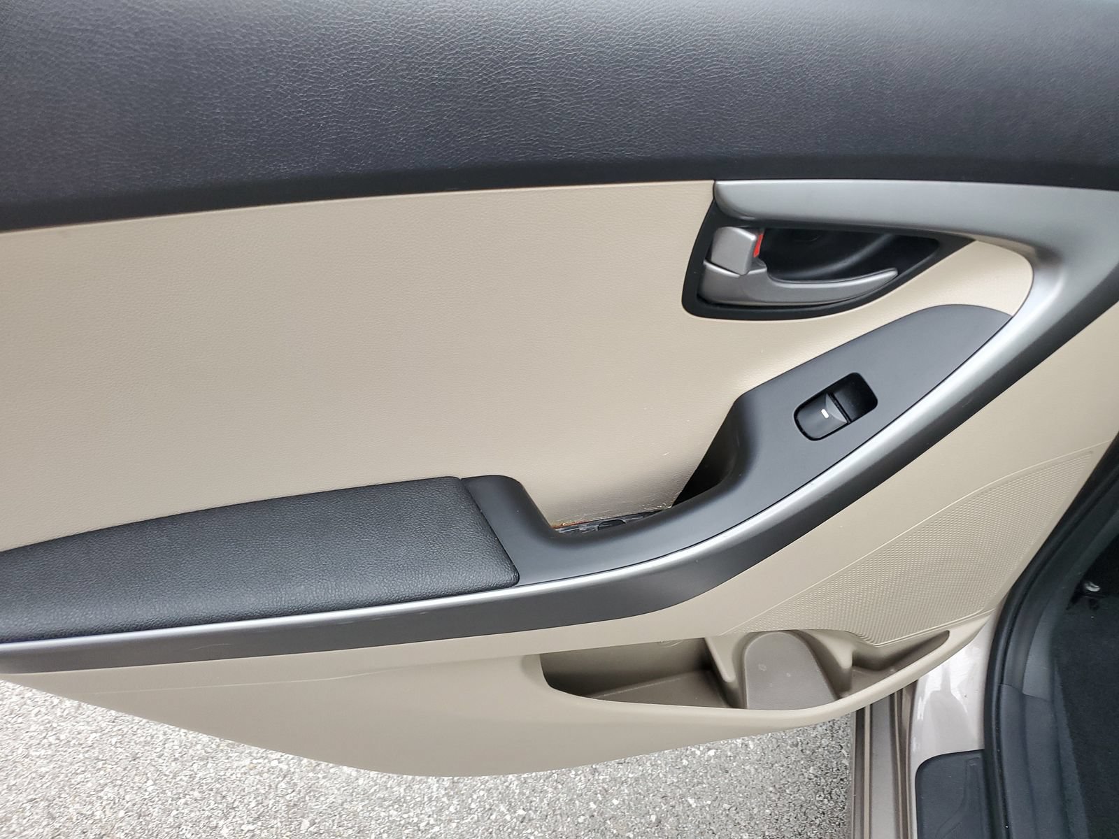 Used 2016 Hyundai Elantra SE FWD image 15