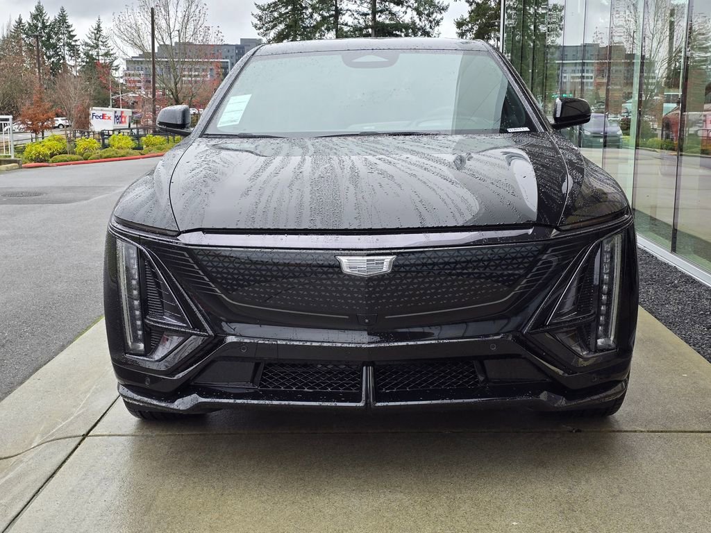 New 2026 Cadillac Lyriq V AWD/4WD image 8