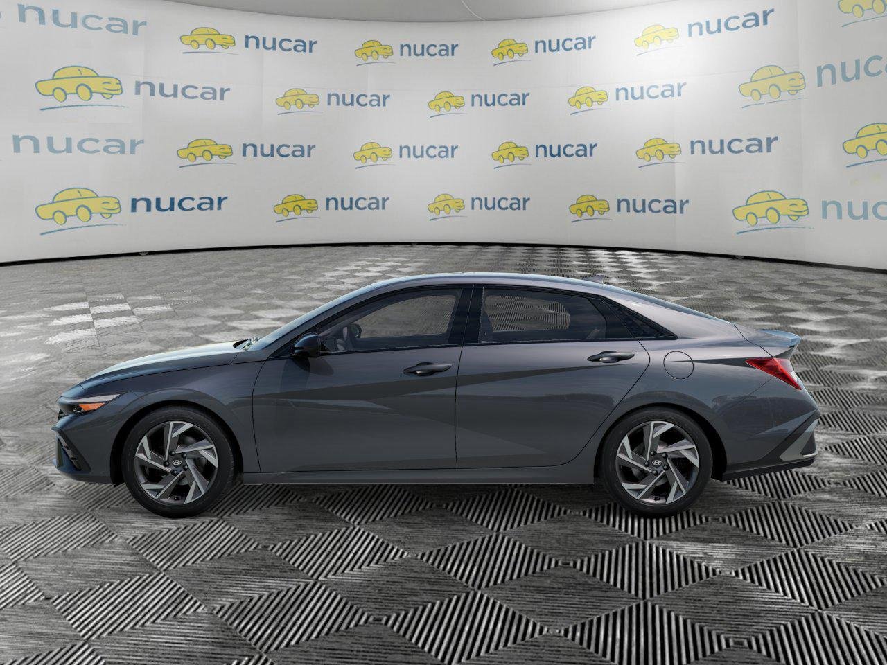New 2026 Hyundai Elantra SEL Sport FWD image 3