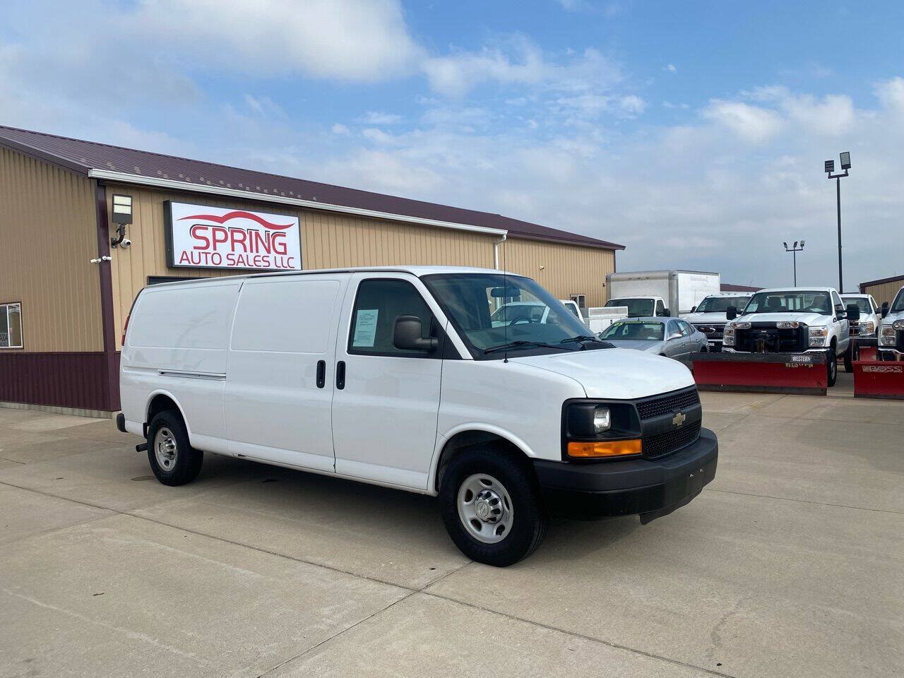 Used 2014 Chevrolet Express 3500 Extended RWD image 18