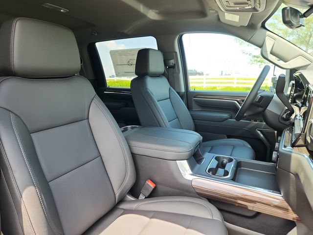 New 2026 Chevrolet Silverado 3500 LT w/ All Star Edition AWD/4WD image 14