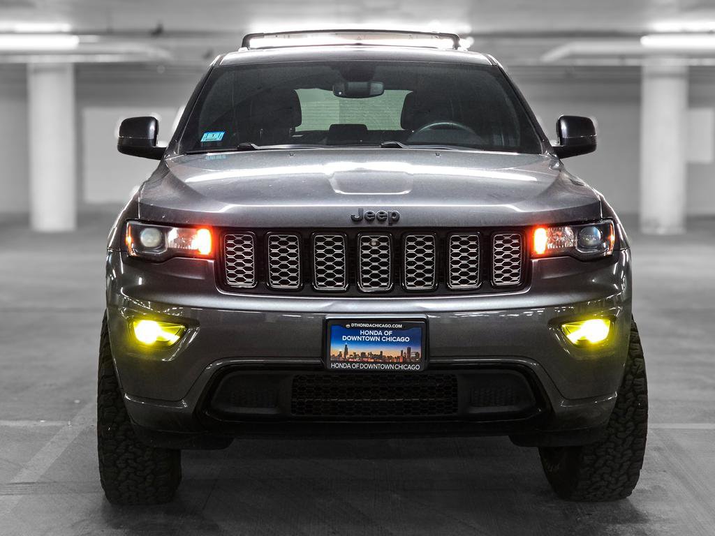 Used 2018 Jeep Grand Cherokee Altitude image 11