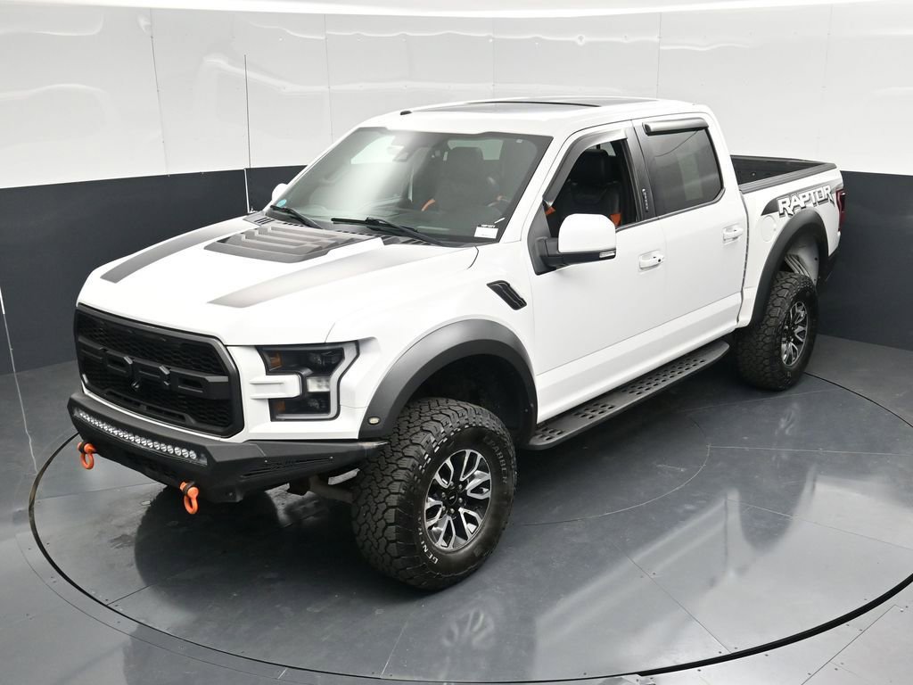Used 2018 Ford F150 Raptor w/ Equipment Group 802A Luxury AWD/4WD image 48