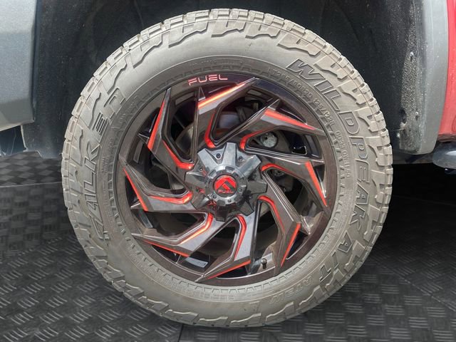Used 2019 GMC Sierra 2500 Denali w/ Duramax Plus Package AWD/4WD image 36