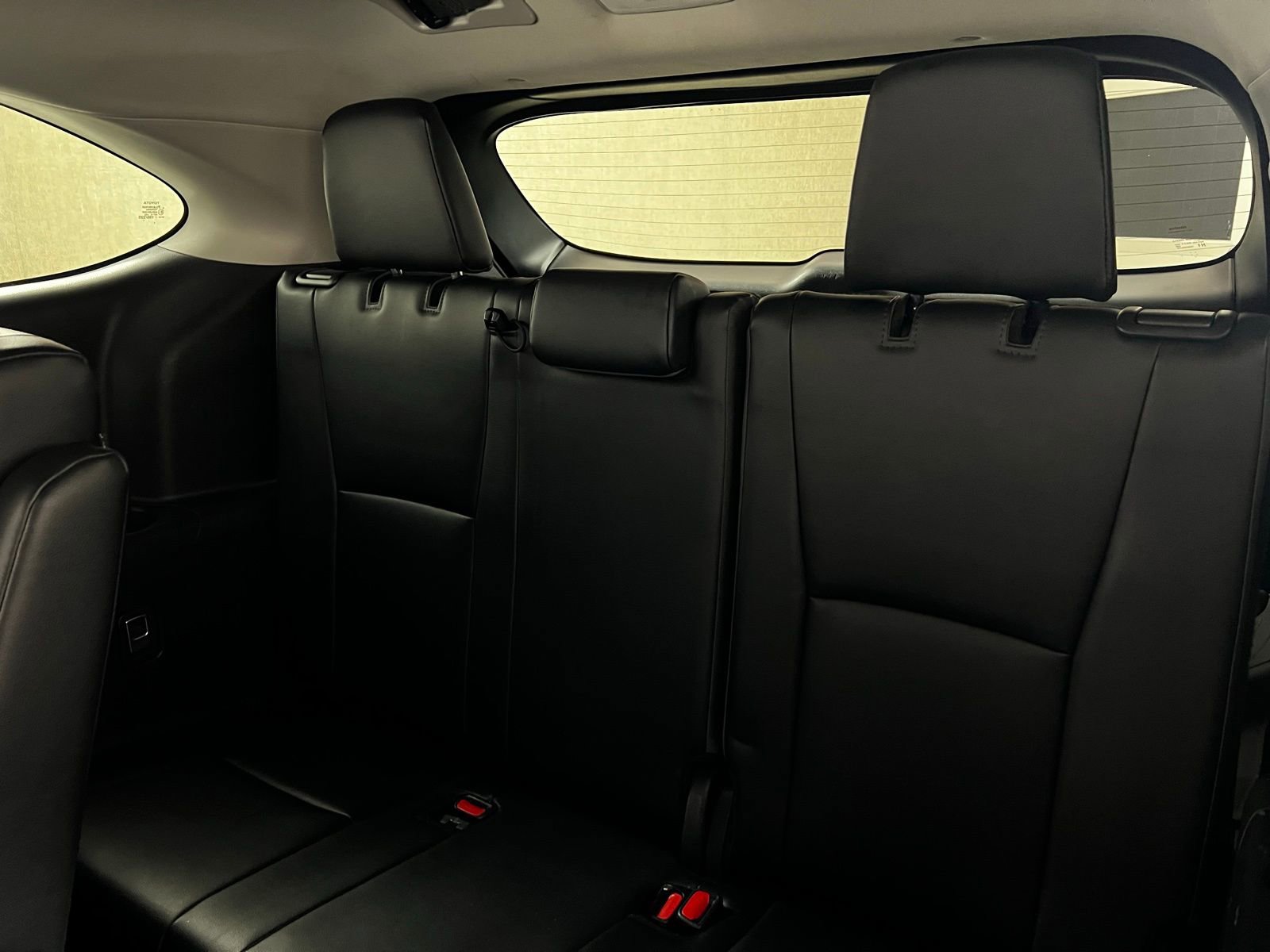 Certified 2024 Toyota Highlander XLE image 24