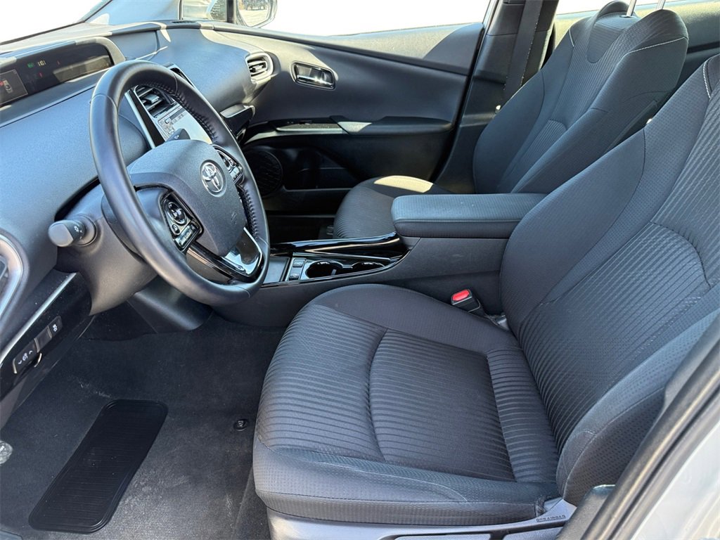 Used 2022 Toyota Prius Prime LE image 9