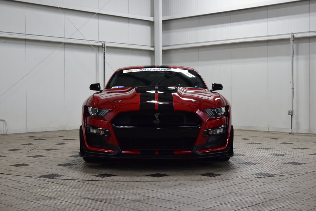 Used 2021 Ford Mustang Shelby GT500 w/ Technology Package image 2