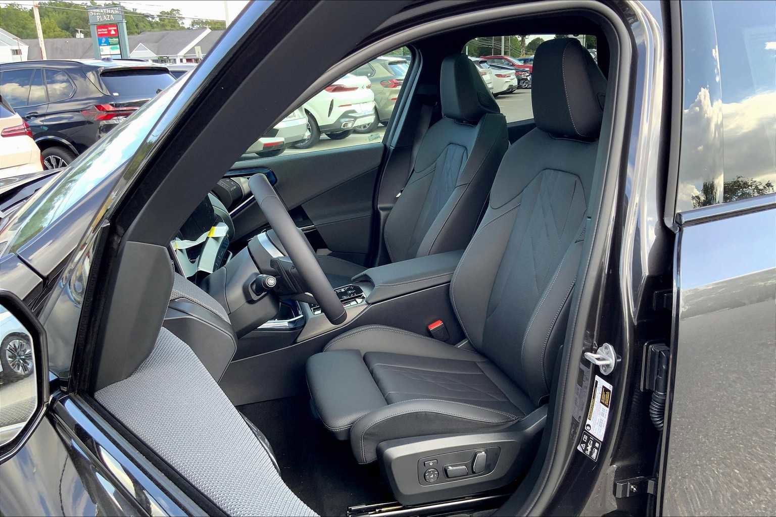 New 2026 BMW X3 xDrive30 w/ M Sport Package image 9