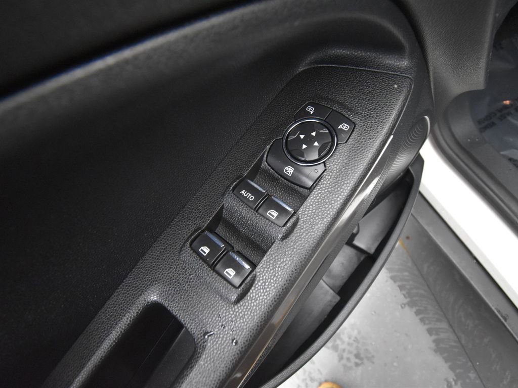 Used 2019 Ford EcoSport SE image 15