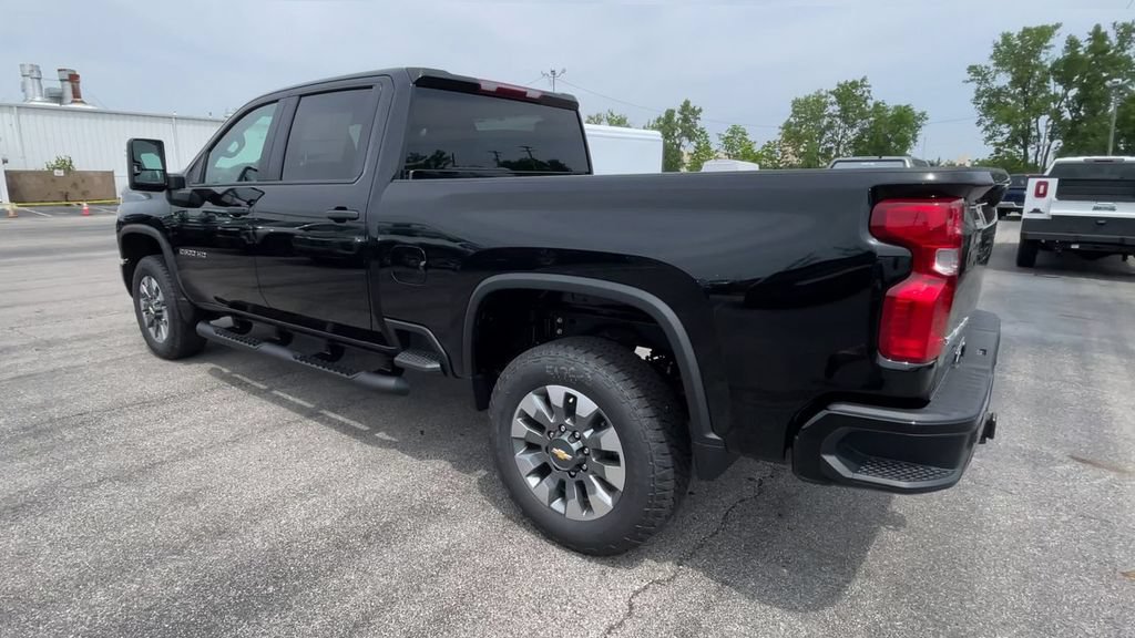 New 2026 Chevrolet Silverado 2500 Custom w/ Custom Value Package AWD/4WD image 8