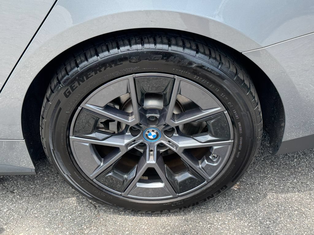 Used 2023 BMW i4 eDrive35 w/ Premium Package RWD image 25