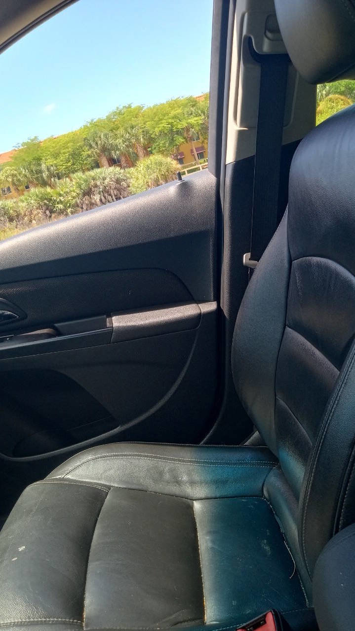 Used 2012 Chevrolet Cruze LT image 15