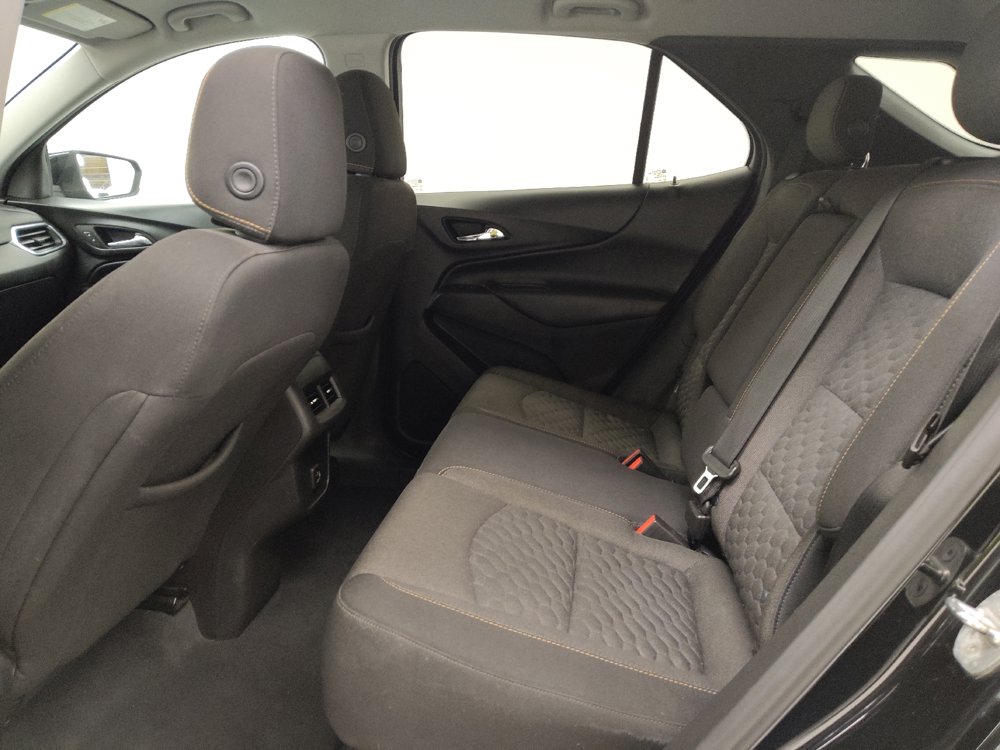 Used 2019 Chevrolet Equinox LT w/ Driver Convenience Package AWD/4WD image 18
