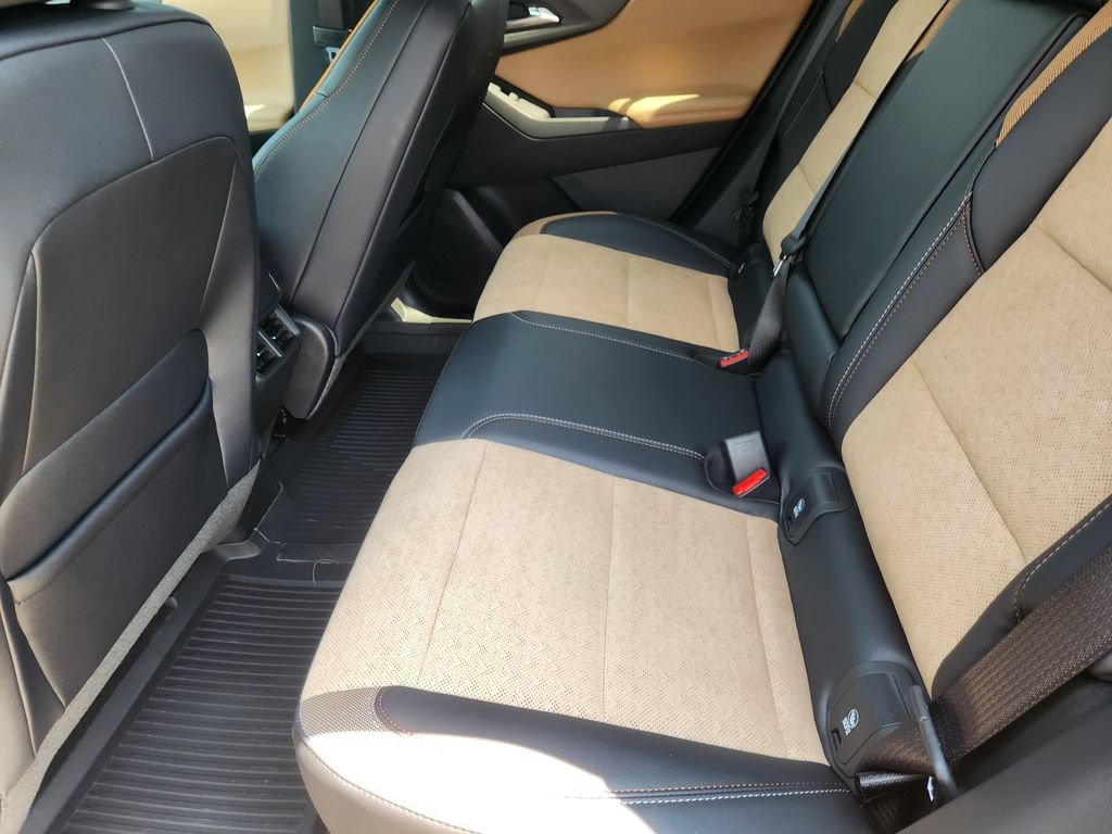 New 2027 Chevrolet Equinox RS w/ Convenience Package III FWD image 19