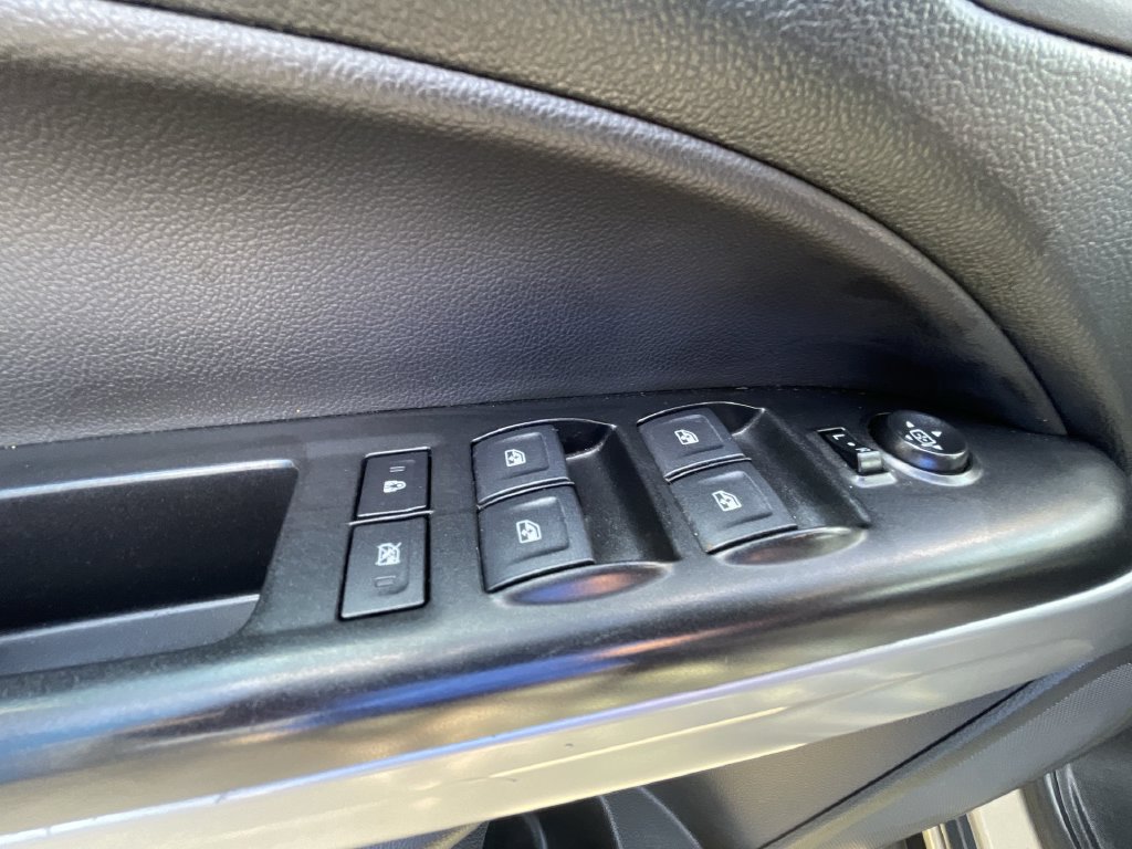 Certified 2022 Chevrolet Colorado ZR2 w/ Colorado ZR2 Bison Edition AWD/4WD image 20