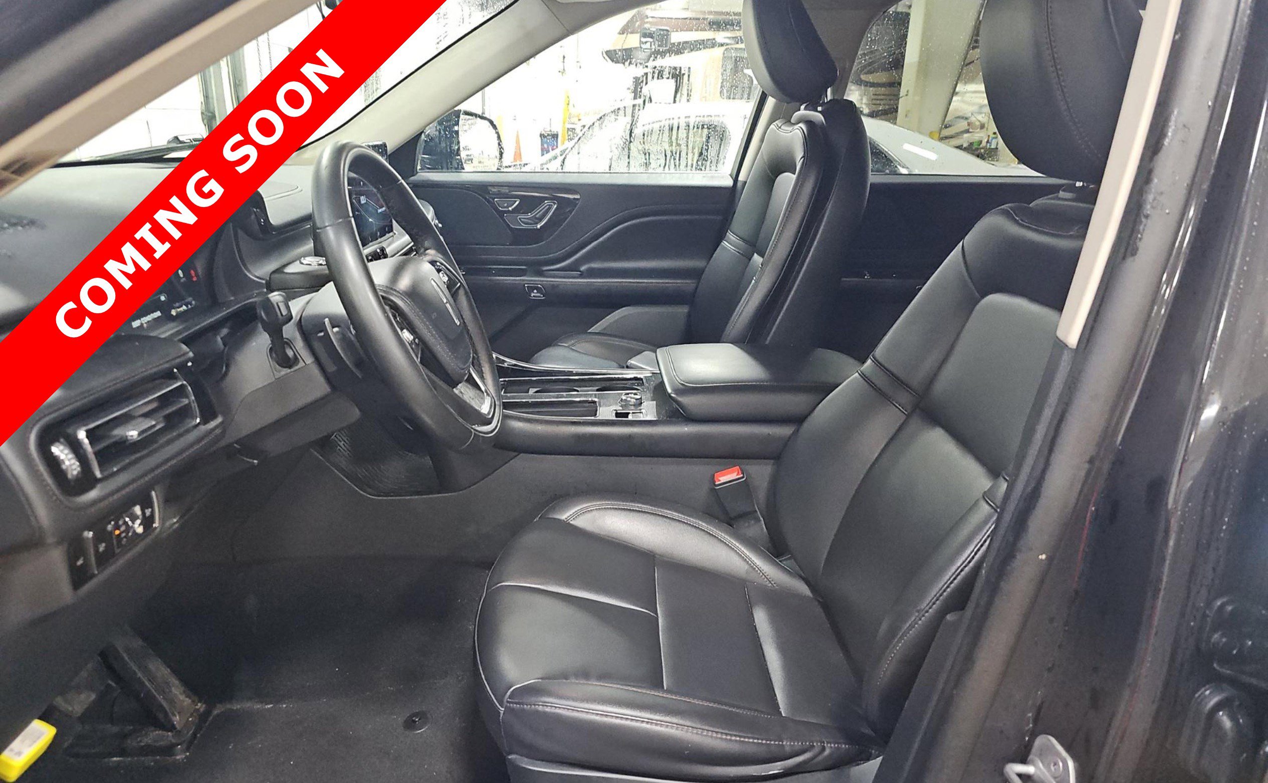 Used 2024 Lincoln Aviator AWD w/ Premium Package image 6