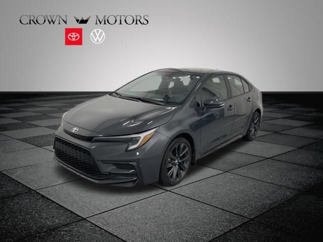 Used 2025 Toyota Corolla SE w/ SE Premium Package FWD image 3