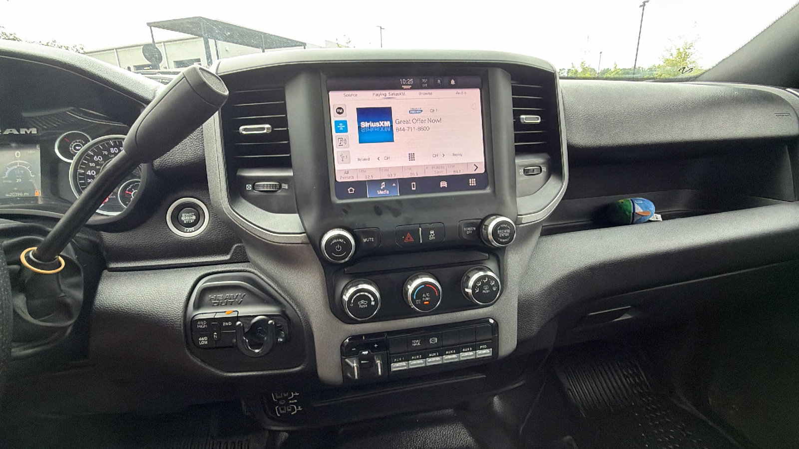 Used 2024 RAM 5500 Tradesman w/ Chrome Appearance Group AWD/4WD image 31