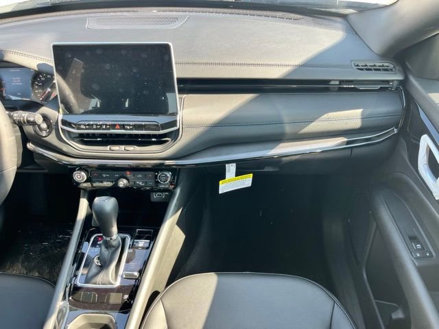 New 2026 Jeep Compass Limited AWD/4WD image 9