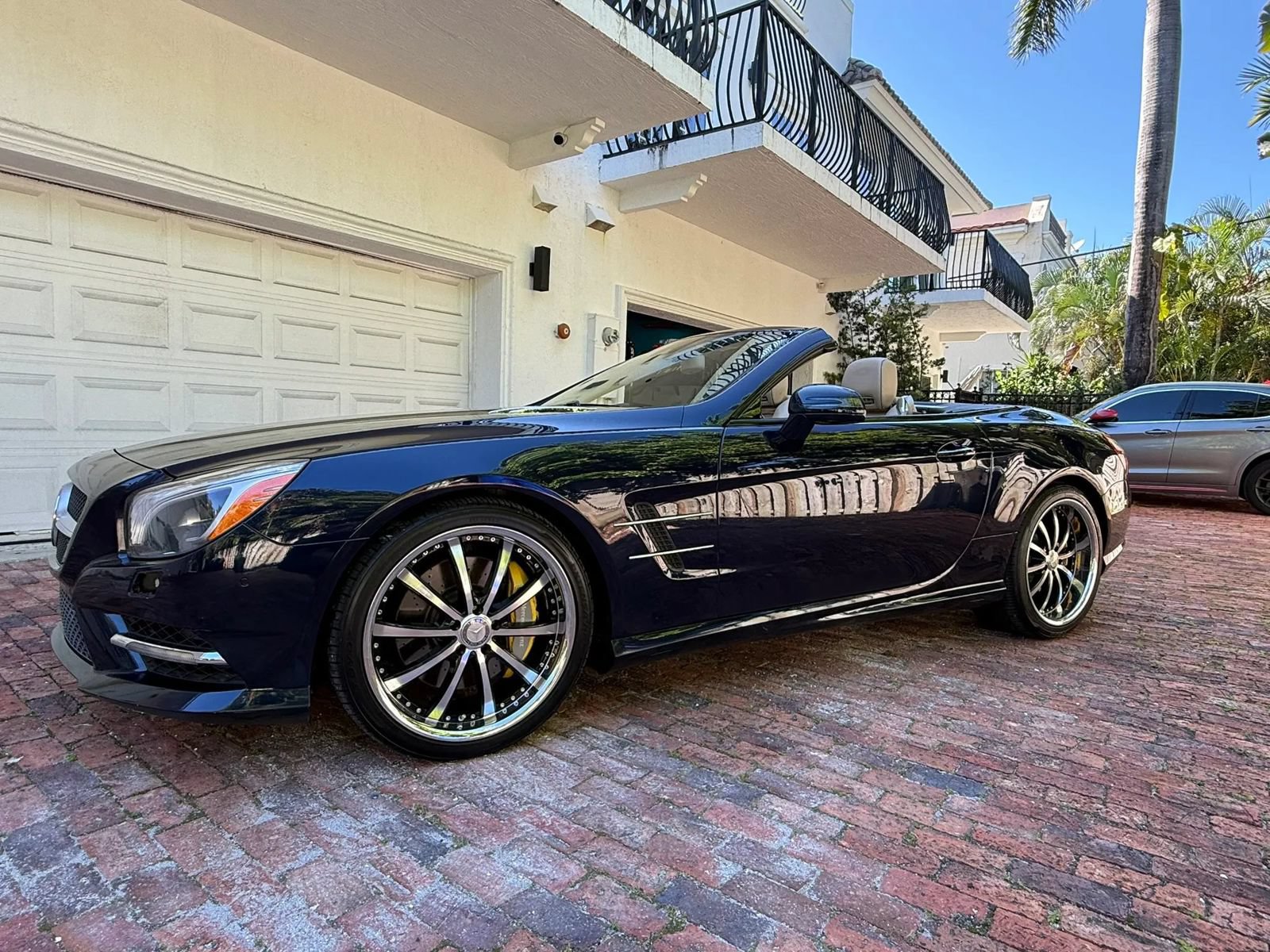 Used 2013 Mercedes-Benz SL 550 w/ Premium Pkg image 60