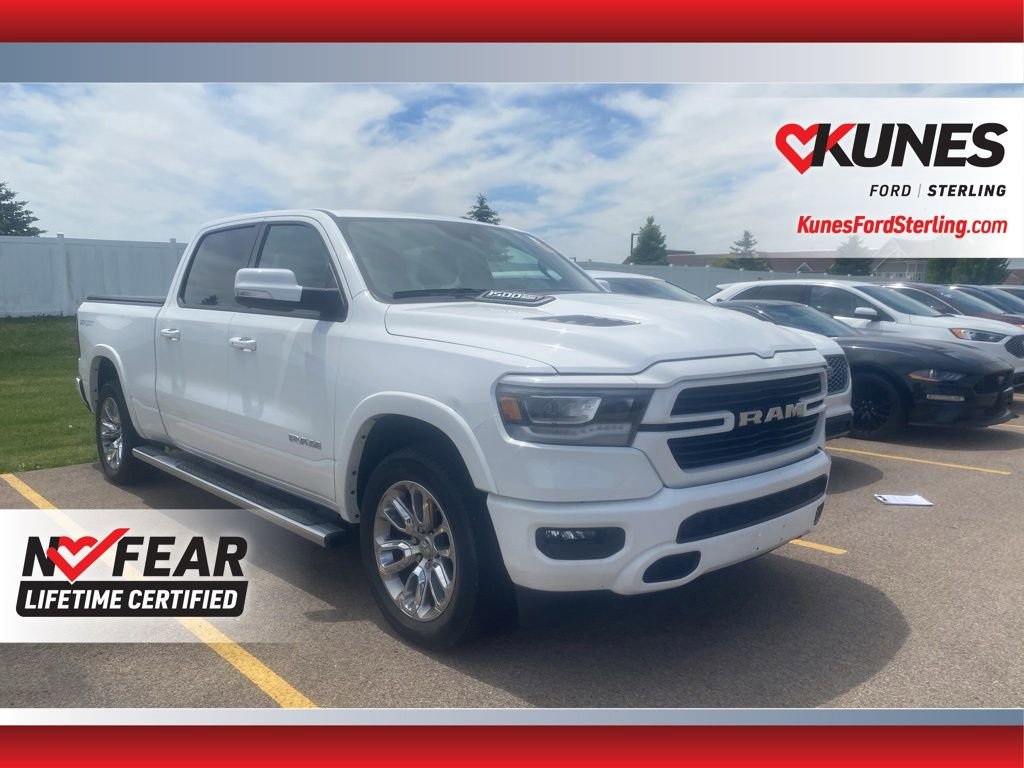 Used 2022 RAM 1500 Laramie AWD/4WD image 1