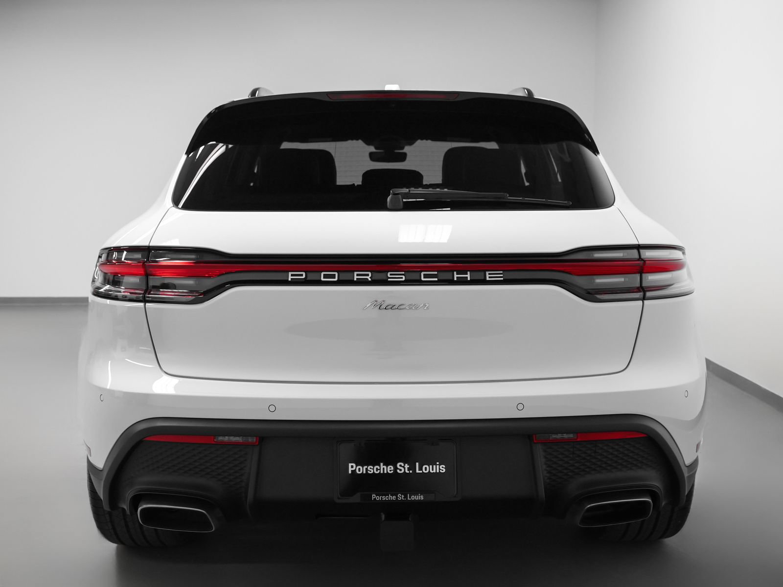 New 2026 Porsche Macan AWD/4WD image 11
