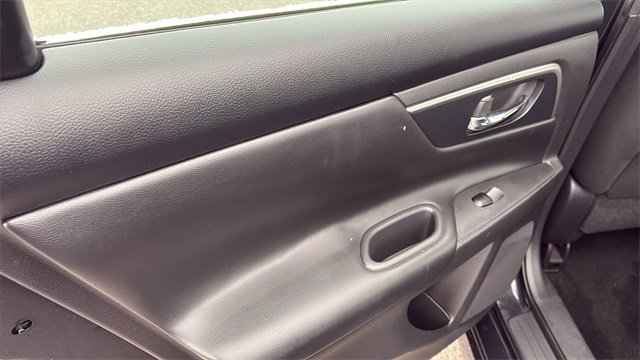 Used 2015 Nissan Altima 2.5 S w/ Special Edition Package image 22