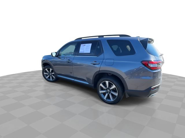 Used 2024 Honda Pilot Touring image 6