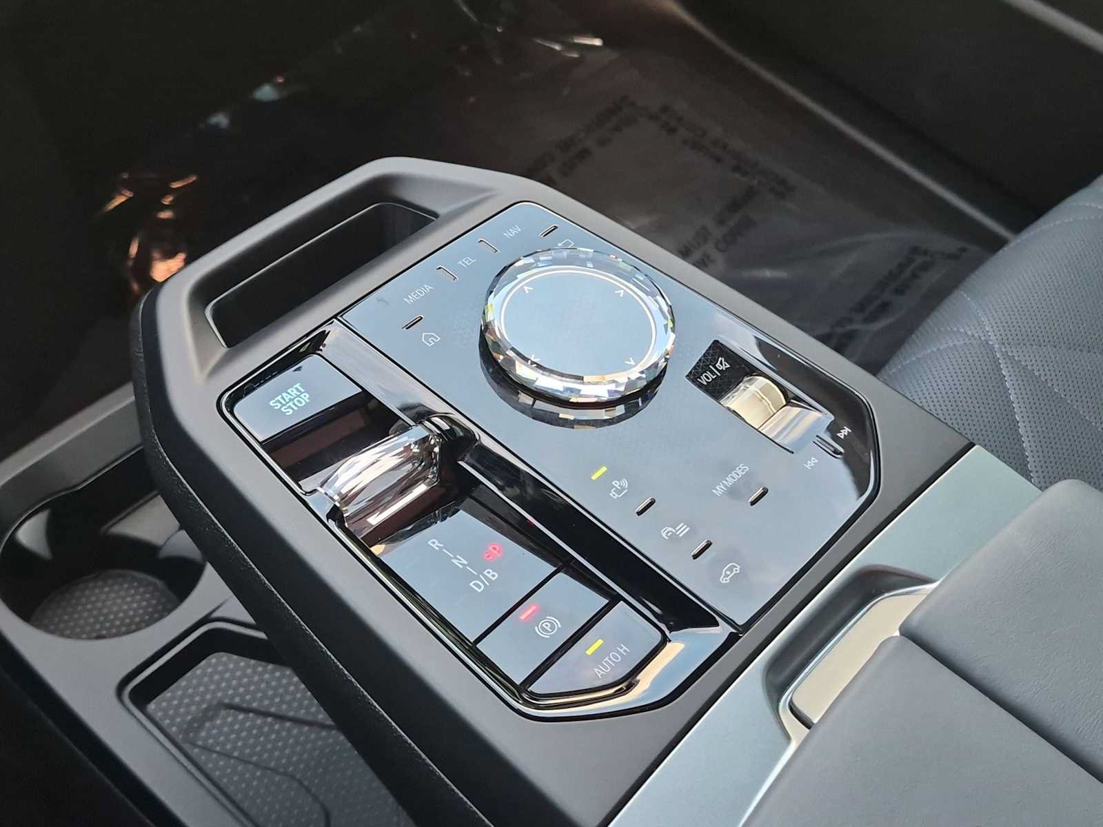 Used 2026 BMW iX M70 AWD/4WD image 32