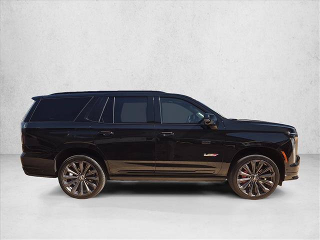 Used 2025 Cadillac Escalade V AWD/4WD image 4