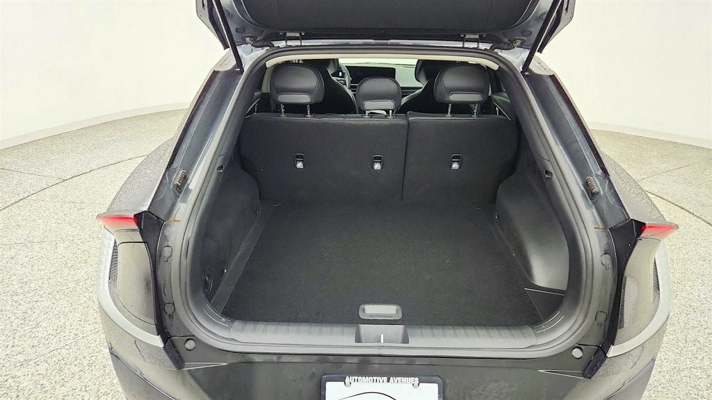 Used 2025 Kia EV6 2WD image 18