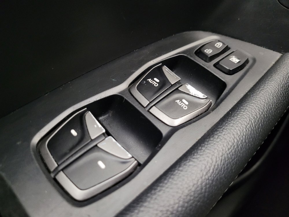 Used 2017 Hyundai Santa Fe Sport image 27