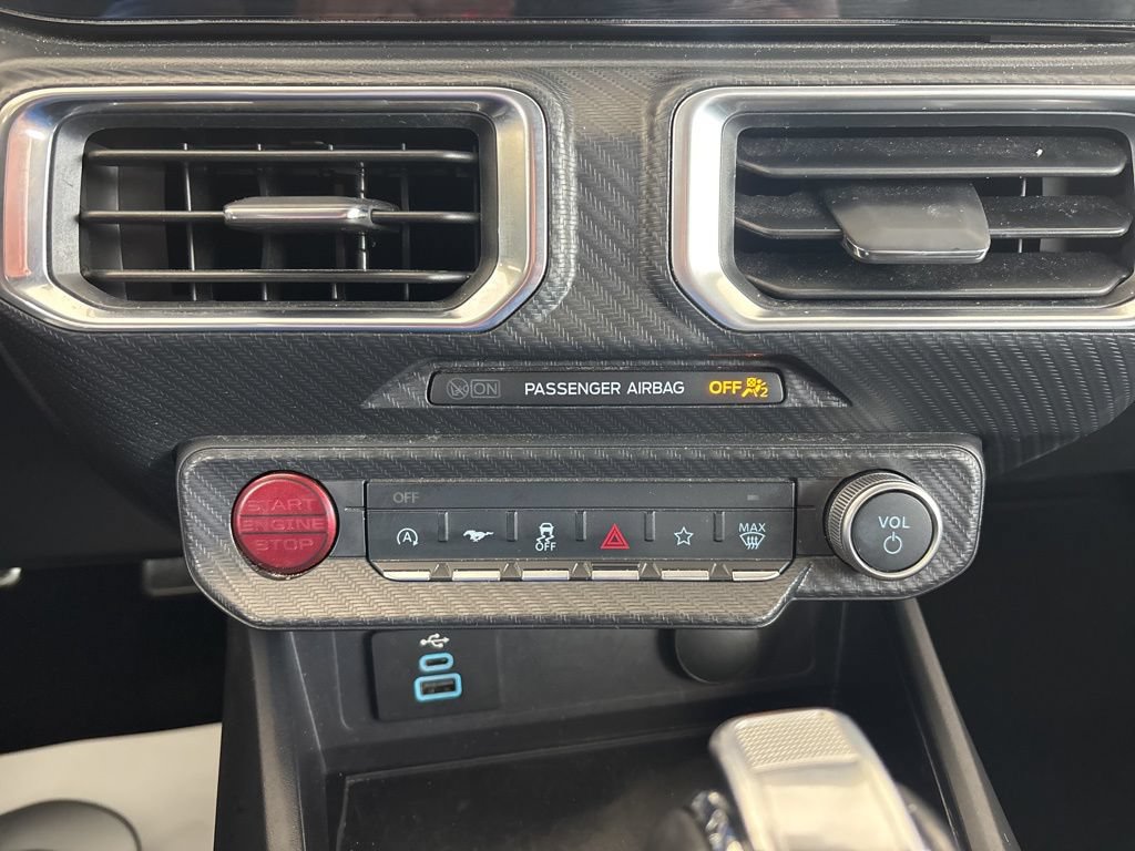 Used 2025 Ford Mustang Premium RWD image 13