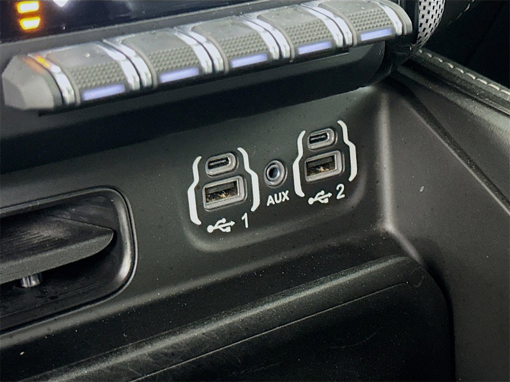 Used 2021 RAM 1500 Limited image 32