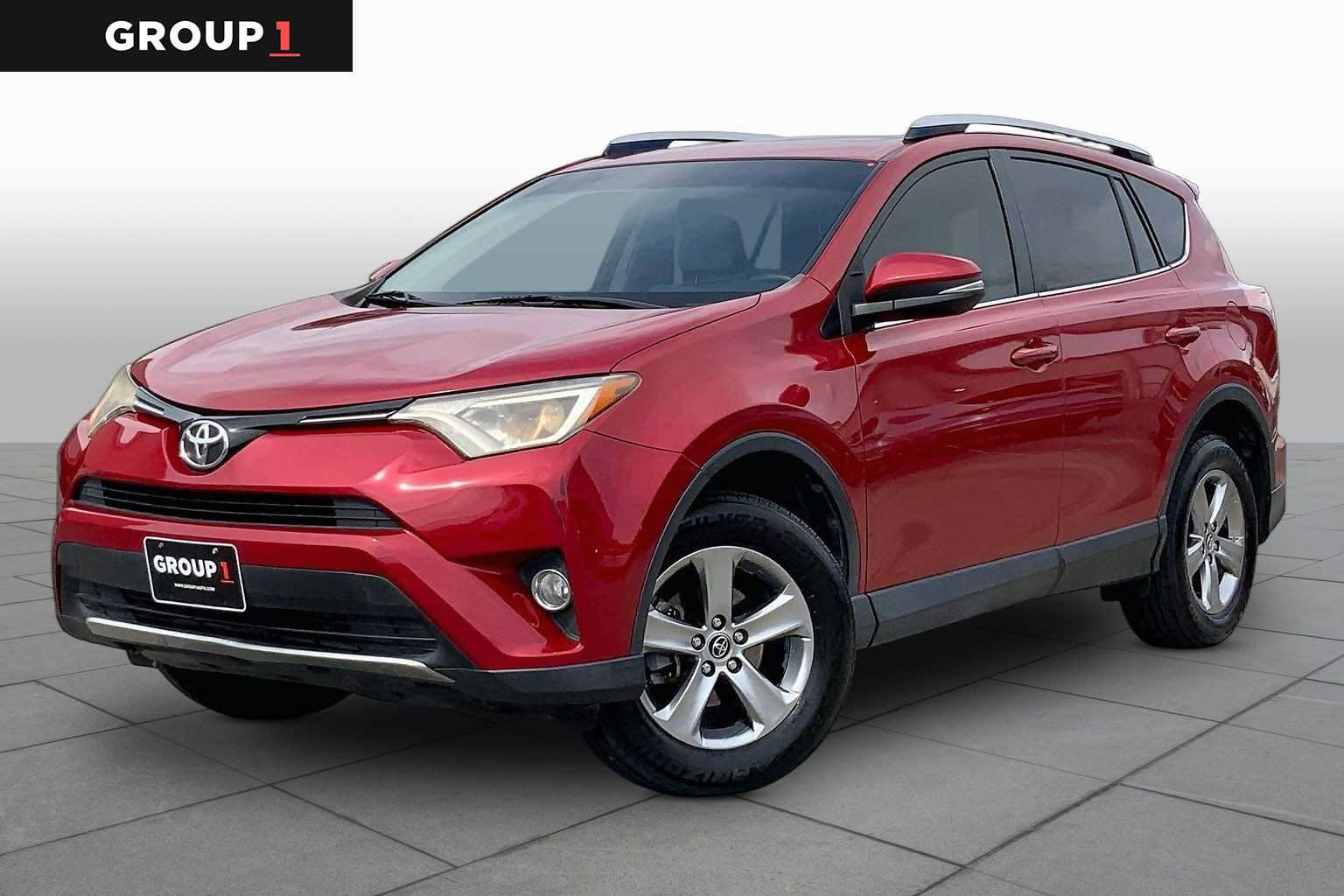 Used 2016 Toyota RAV4 XLE FWD image 1