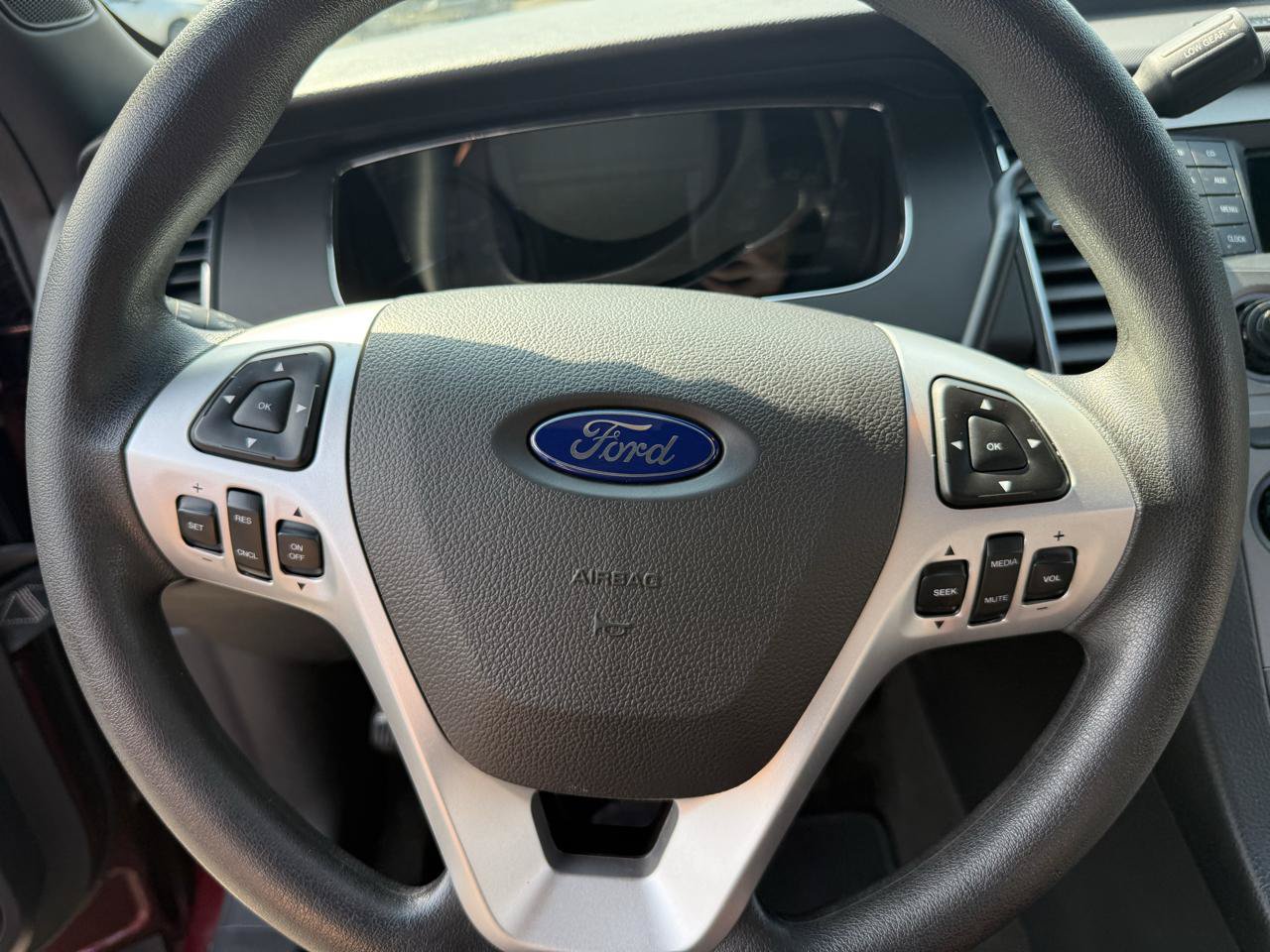 Used 2015 Ford Taurus Police Interceptor AWD image 17