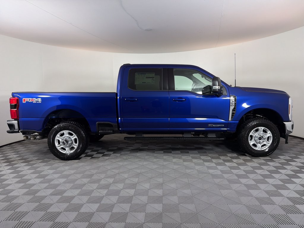 New 2026 Ford F350 XLT w/ XLT Premium Package AWD/4WD image 2