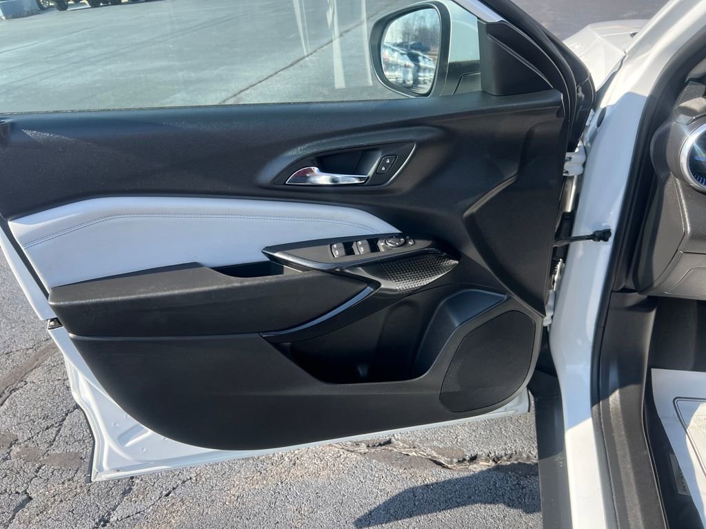 Used 2024 Chevrolet Trax LT image 13