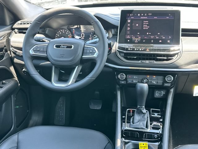 New 2026 Jeep Compass Latitude AWD/4WD image 16