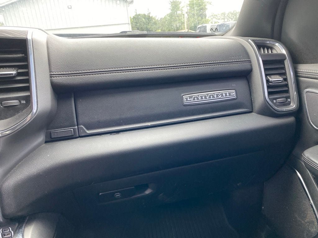 Used 2024 RAM 1500 Laramie AWD/4WD image 14