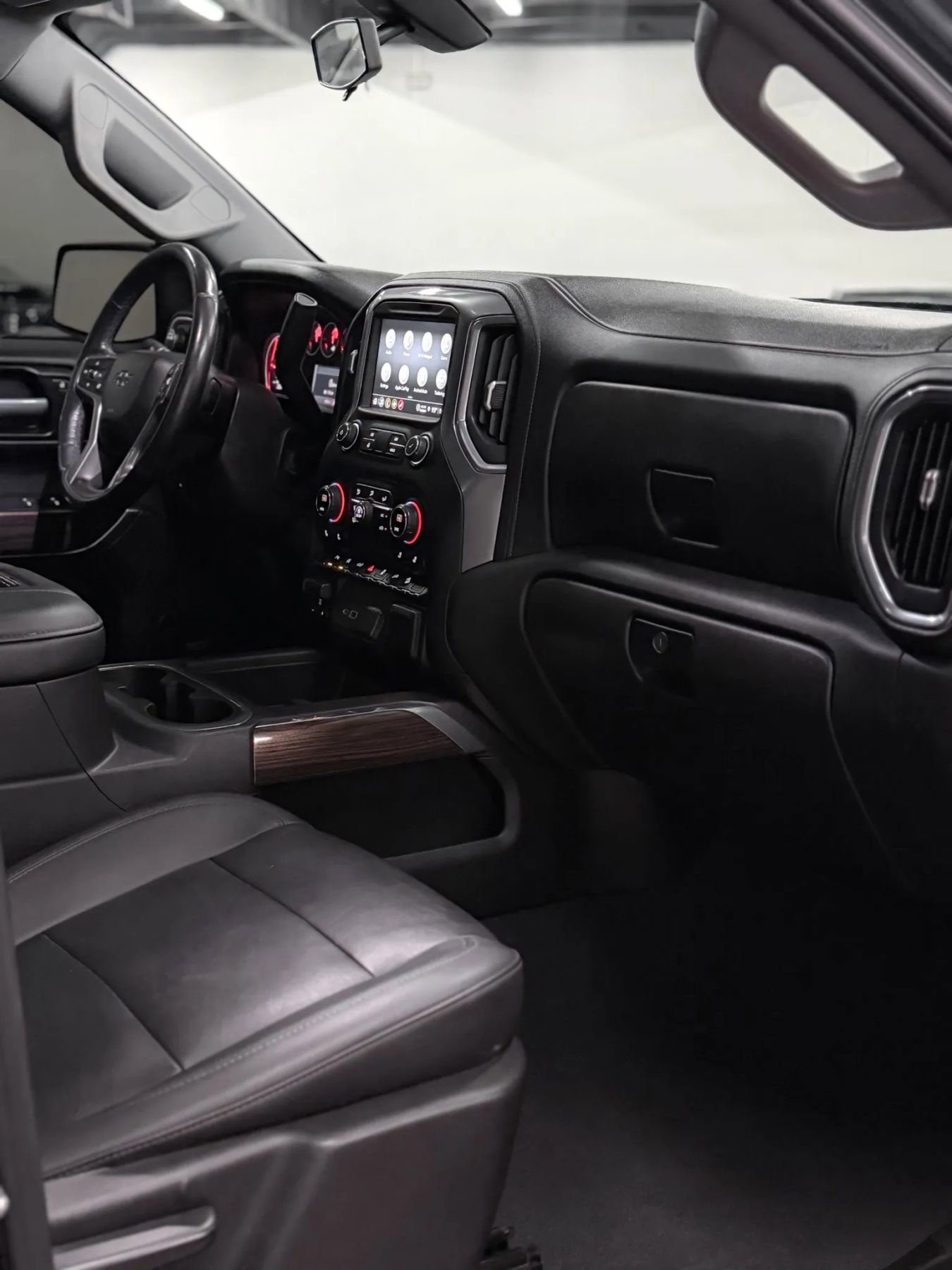 Used 2021 Chevrolet Silverado 1500 LT Trail Boss w/ Convenience Package II AWD/4WD image 15