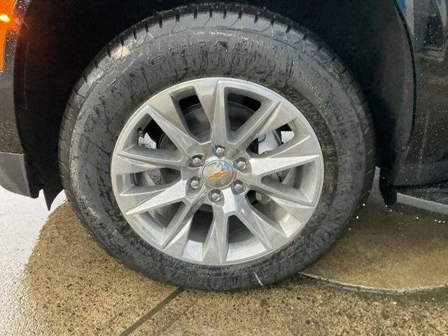 New 2026 Chevrolet Tahoe Premier w/ Sun And Tow Package image 10