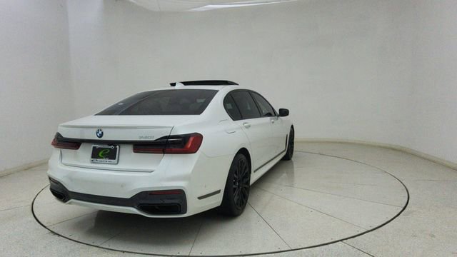 Used 2022 BMW 740i w/ M Sport Package image 72